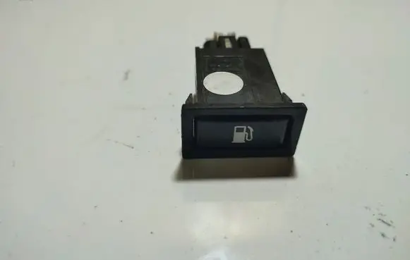 Toyota Avensis T250 Fuel tank opening switch 156795