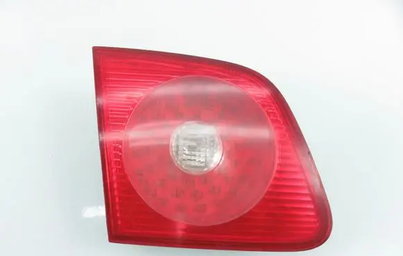 Volkswagen Phaeton Rear/tail lights 3D0945093A 333655L