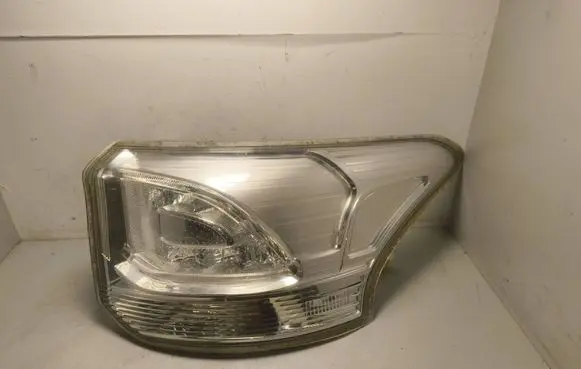 Mitsubishi Outlander Rear/tail lights 1090052 11C006 11C003