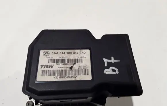 Volkswagen PASSAT B7 ABS Pump 3AA614109AG