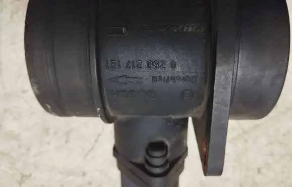 Volkswagen Golf IV Mass air flow meter 0280217121