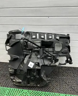 BMW iX Front bumper mounting bracket 9879666 19017412