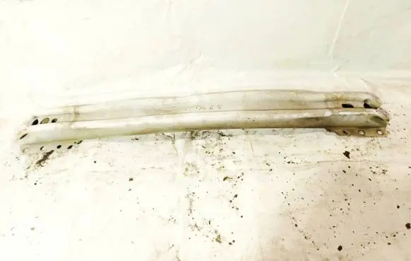 Volvo V70 Rear beam 