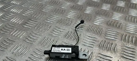 Opel Zafira C Aerial antenna amplifier 13367026 421251063