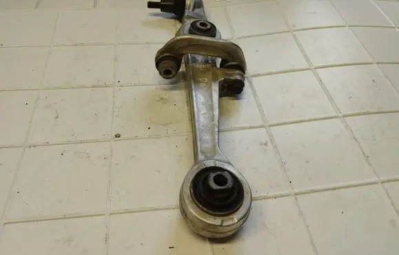 Volkswagen PASSAT B5 Front control arm