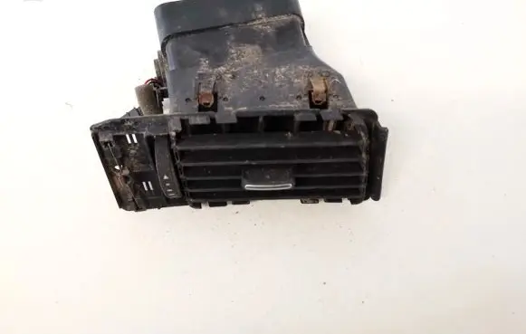 Audi A6 S6 C5 4B Dash center air vent grill 4B1820902