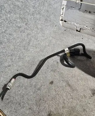 BMW 5 F10 F11 Engine coolant pipe/hose PA66GF30 7802243 3632610