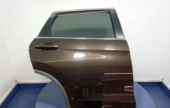 Honda CR-V Rear door 