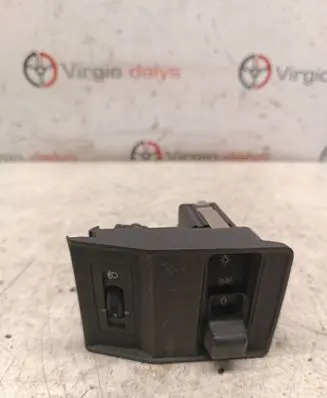 BMW 5 E34 Light switch 8351235