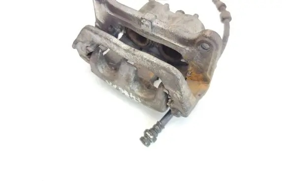 Mitsubishi Outlander Front brake caliper