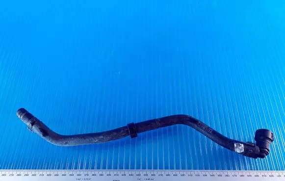Volkswagen Transporter - Caravelle T5 Fuel line/pipe/hose 7L6130313A