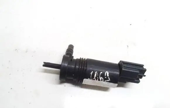 Volvo V50 Windscreen/windshield washer pump 1012353
