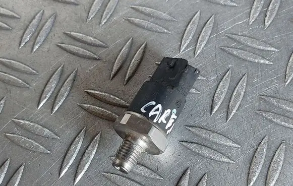 Fuel pressure sensor