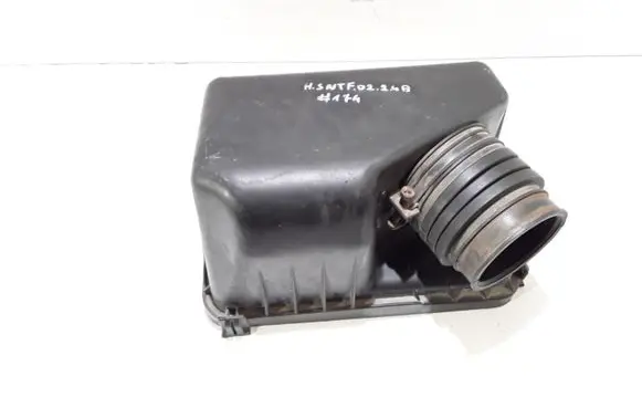 Hyundai Santa Fe Air filter box cover 2811126000