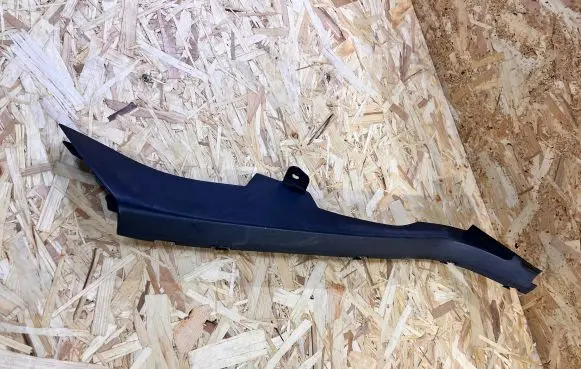 Mercedes-Benz C W204 Rear seat side bottom trim A2046905826
