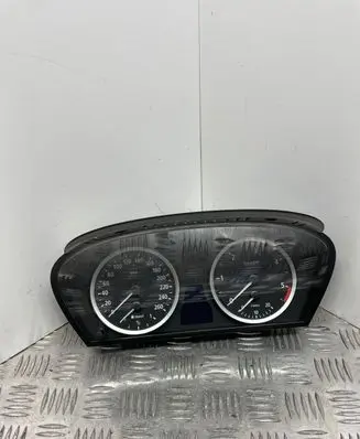 BMW 5 E60 E61 Speedometer (instrument cluster) 62169135253 110080213