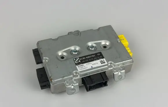 BMW 5 E60 E61 Door control unit/module 6957761 75789012 CCR5A29N37