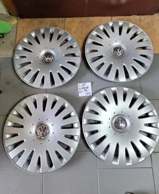Volkswagen PASSAT B6 R16 wheel hub/cap/trim 3C0601147B