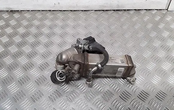 BMW 1 E81 E87 EGR valve cooler 781016604 781087102