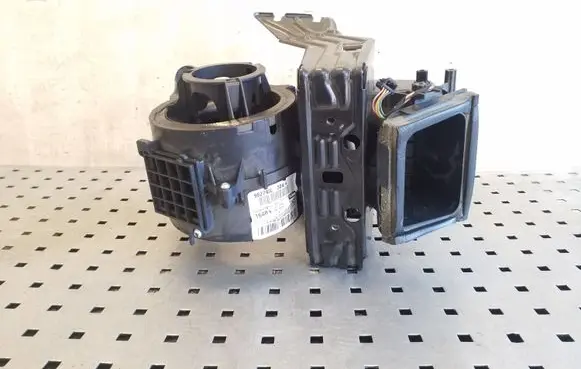 Cabin air duct channel