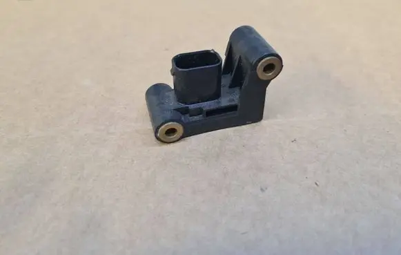 BMW 5 E60 E61 Airbag deployment crash/impact sensor 6977398 020210