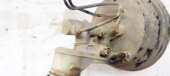 Master brake cylinder