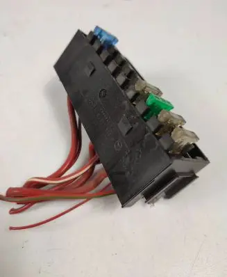 Mercedes-Benz Sprinter W906 Fuse module A6385450319 ZGS00000