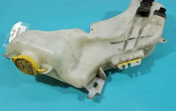 Fiat Freemont Windshield washer fluid reservoir/tank 05116307AB IMPRK1559857
