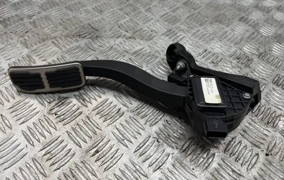 Land Rover Range Rover Velar Accelerator throttle pedal J8A29F836AB