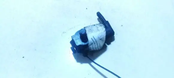 Audi A4 S4 B7 8E 8H Turbo solenoid valve 1K0906283A