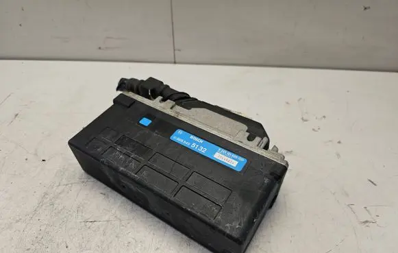 Mercedes-Benz E W210 ABS control unit/module 0265101020 37149824 0055455132