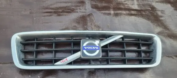 Volvo S60 Front grill 30698617