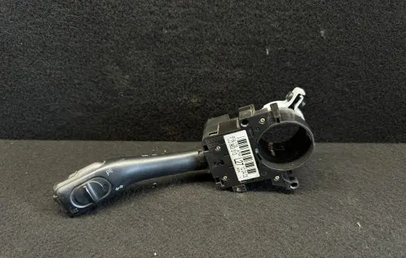 Volkswagen PASSAT B5.5 Indicator stalk 1J0953513