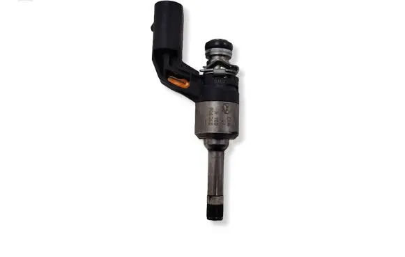 Volkswagen Tiguan Fuel injector 03C906036K