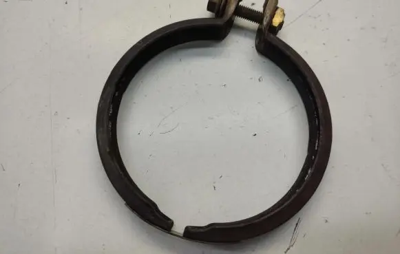 BMW 3 G20 G21 Muffler pipe connector clamp 7606136