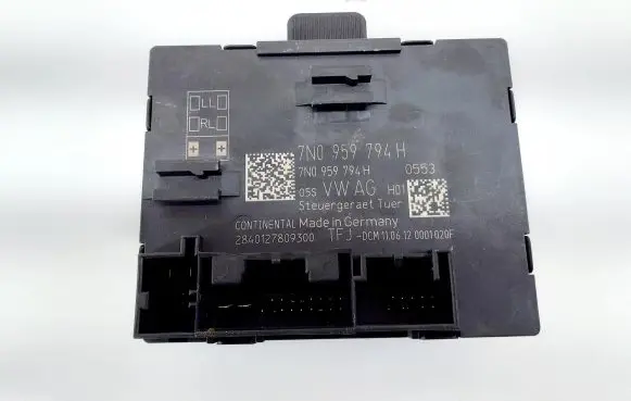 Seat Alhambra (Mk2) Door control unit/module 7N0959794H
