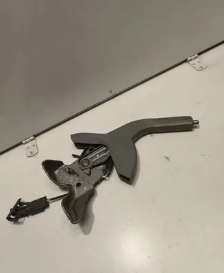Chrysler Sebring (JS) Handbrake/parking brake lever assembly 1DL47XDBAD 7A2520 1DL47FDBA