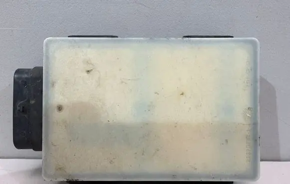 BMW 5 G30 G31 G38 Blind spot module 6877835