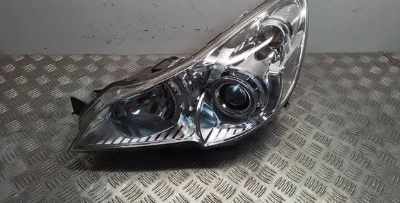 Subaru Legacy Headlight/headlamp