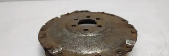 Volkswagen Golf IV Pressure plate 068141025