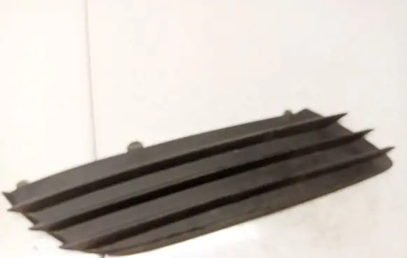 Opel Astra H Front bumper lower grill 13117251