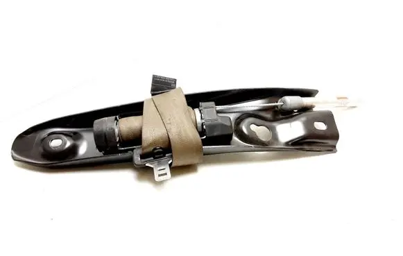 Volvo XC90 Front seatbelt 8639415