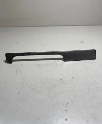 Dashboard glove box trim