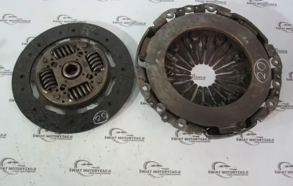 Opel Vivaro Clutch set kit 8200828444