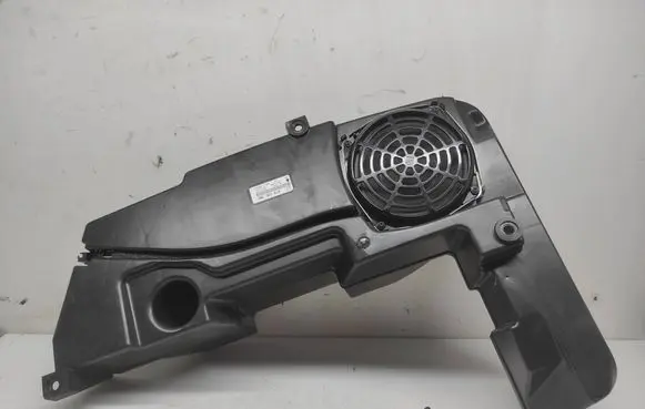 Audi A4 S4 B7 8E 8H Subwoofer speaker 8T8035382 1000143001