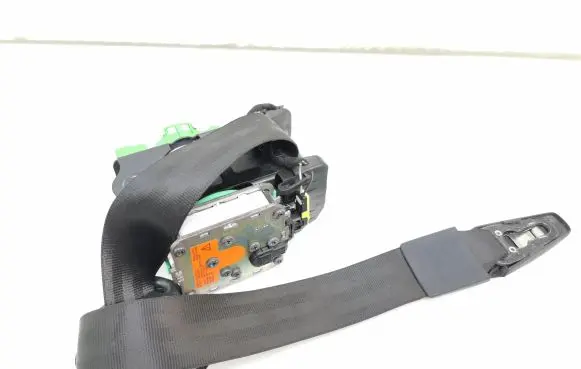 Audi A4 S4 B8 8K Front seatbelt 8k1857706k 306226390B 071AD561W1