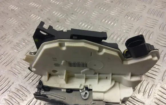 Volkswagen e-Up Rear door lock 1S4839015G