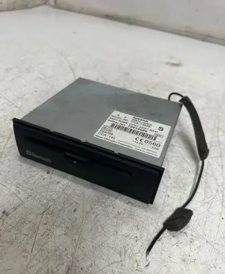 Nissan X-Trail T30 Navigation unit CD/DVD player 25915