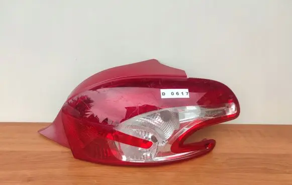Peugeot 208 Rear/tail lights 9672628380