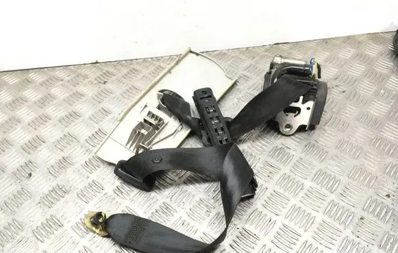 Skoda Octavia Mk2 (1Z) Front seatbelt 602519000 008L000 1Z0857701A